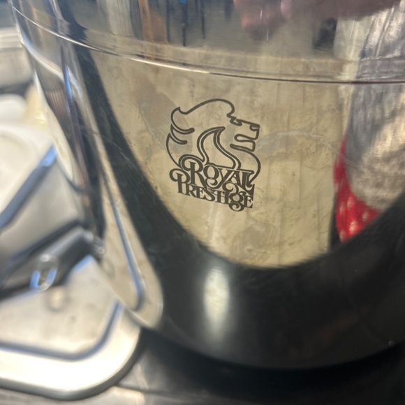 New - Picture 3 of 3